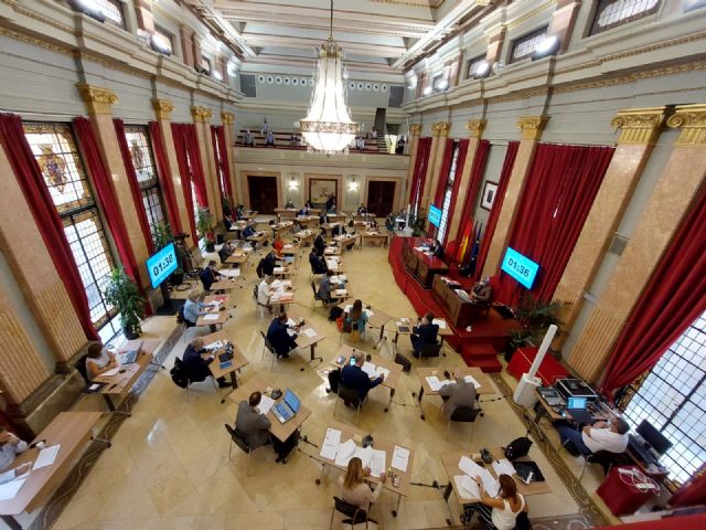 El Pleno aprueba por unanimidad el Acuerdo de Condiciones de Trabajo y Convenio Colectivo de los Empleados Públicos del Ayuntamiento de Murcia - 1, Foto 1