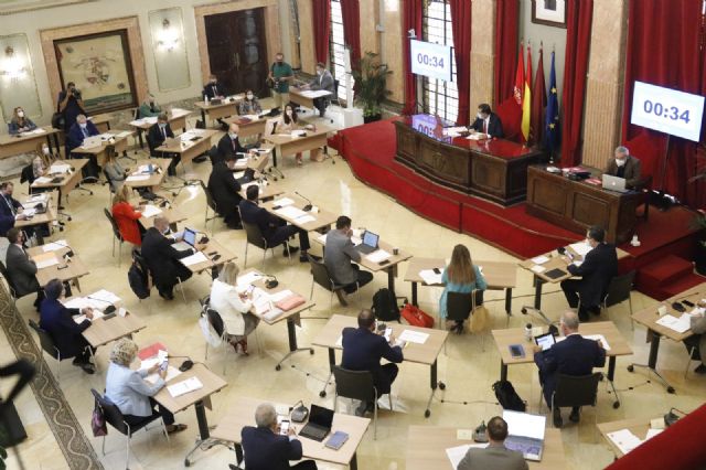 El Pleno aprueba por unanimidad el Acuerdo de Condiciones de Trabajo y Convenio Colectivo de los Empleados Públicos del Ayuntamiento de Murcia - 2, Foto 2
