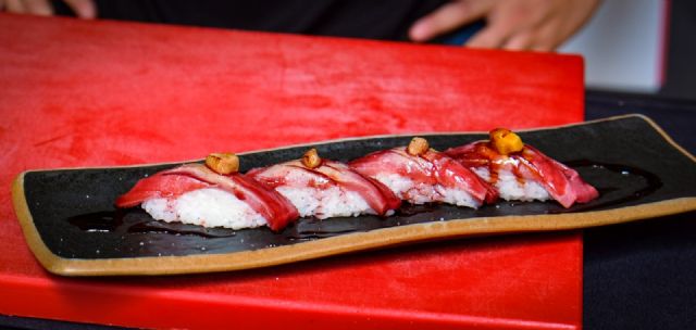 Maguro Square Sushi dona a Afacmur la recaudación de la iniciativa ´Tasukete, el sushi solidario´ - 1, Foto 1