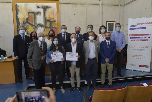 La UMU entrega los premios a los mejores proyectos de creación de empresas basado en un TFG o TFM - 1, Foto 1