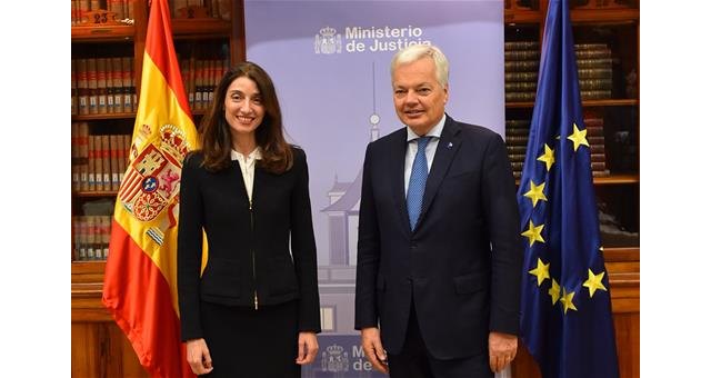 La ministra de Justicia, Pilar Llop, mantiene una reunión con el comisario de Justicia de la UE, Didier Reynders - 1, Foto 1