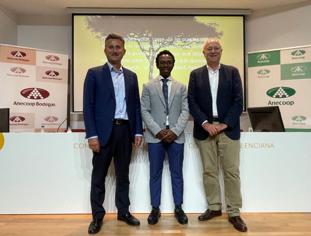 Anecoop colabora en un proyecto para alimentar mentes mediante la educación digital - 1, Foto 1