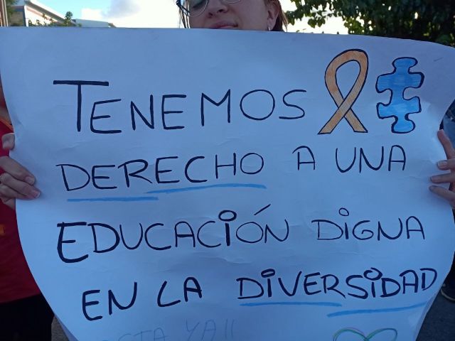 UGT Servicios Públicos denuncia que la Consejería deja a 21 alumnos de necesidades especiales sin un Auxiliar Técnico Educativo en el Colegio San Isidoro de El Algar - 3, Foto 3