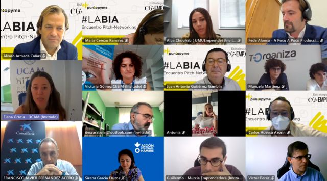 Cuarenta emprendedores aprenden a vender sus servicios y proyectos empresariales en un minuto - 1, Foto 1