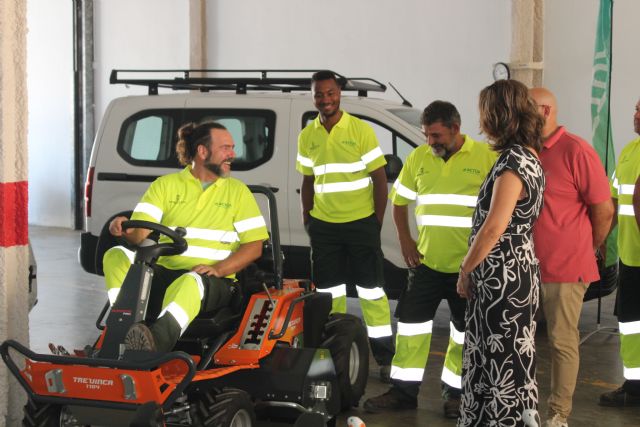 Denia refuerza el servicio de desbroce y mantenimiento de sus zonas verdes con el doble de personal y nueva maquinaria - 3, Foto 3