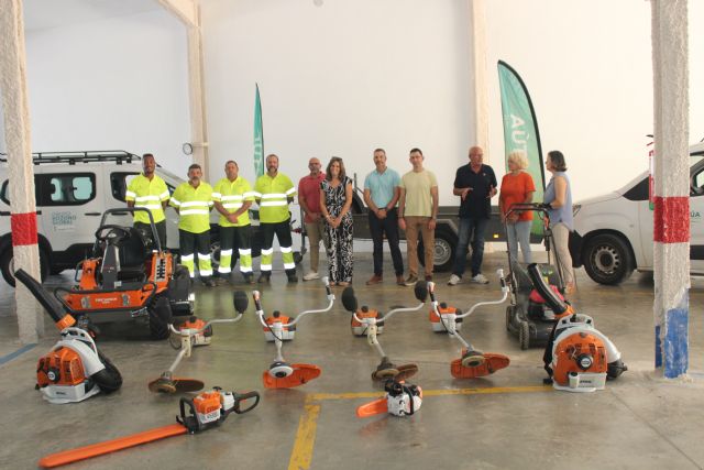 Denia refuerza el servicio de desbroce y mantenimiento de sus zonas verdes con el doble de personal y nueva maquinaria - 4, Foto 4