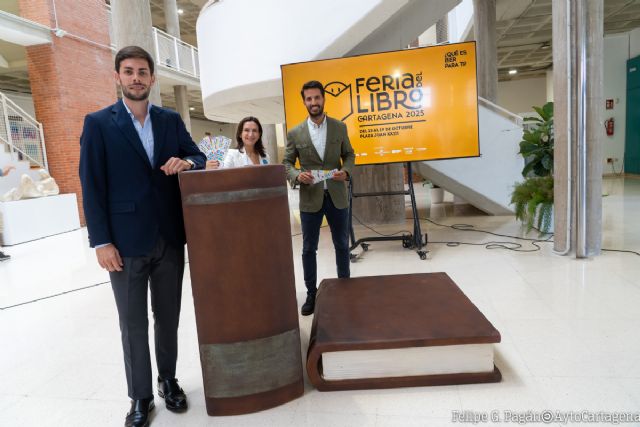 Javier Cercas, Juan Gómez Jurado o Inma Rubiales, entre los autores protagonistas de la Feria del Libro de Cartagena - 1, Foto 1