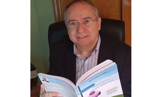 Diego Guzm�n Cascales, delegado honorario de la UNEE para el an�lisis de la IA