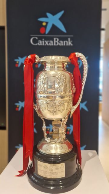 CaixaBank acerca a los murcianos la Supercopa de Espa&ntilde;a conquistada por ElPozo Murcia Costa Cálida F.S - 2, Foto 2