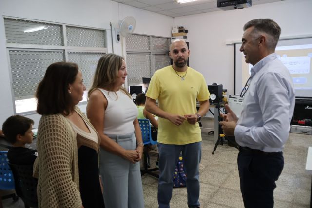 El Ayuntamiento impulsa la Escuela de M�sica con un aumento de la subvenci�n y el proyecto de mejora de sus instalaciones
