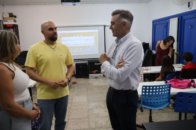 El Ayuntamiento impulsa la Escuela de Música con un aumento de la subvención y el proyecto de mejora de sus instalaciones - 3, Foto 3