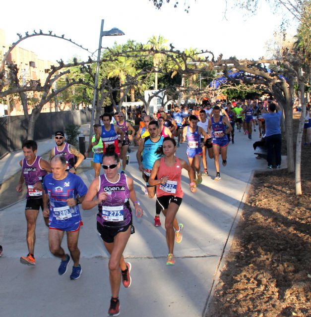 Más de 300 deportistas corren en la IV Media Maratón y 7K Villa de Puerto Lumbreras - 1, Foto 1