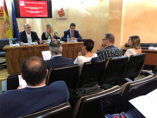 La FMRM pone en marcha la Mesa de la Administración Local para la elaboración del Plan Director de Transporte de Pasajeros de la Región - 2, Foto 2