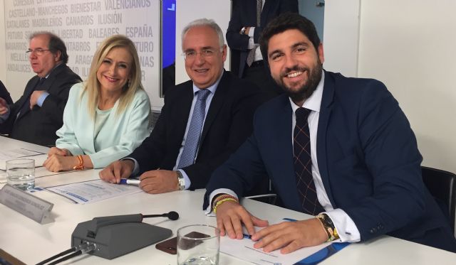 López Miras: Los catalanes van a poder votar en libertad en unas elecciones legales el próximo 21-D - 1, Foto 1