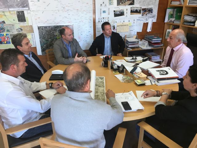 Un convenio entre la Comunidad Autónoma y los ayuntamientos de Murcia y Mula permitirá la mejora del trazado de la carretera de Alcantarilla a Fuente Librilla - 1, Foto 1