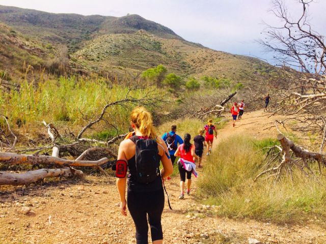 Kilómetros de Solidaridad en la I Ruta de Senderismo organizada por la Concejalía de Deportes de Torre Pacheco - 3, Foto 3