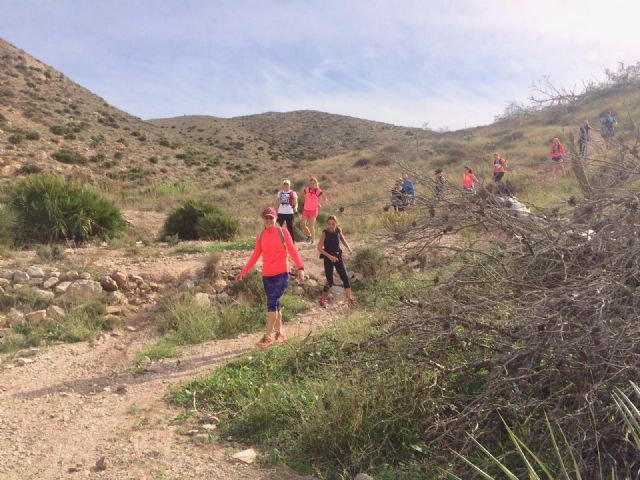 Kilómetros de Solidaridad en la I Ruta de Senderismo organizada por la Concejalía de Deportes de Torre Pacheco - 4, Foto 4