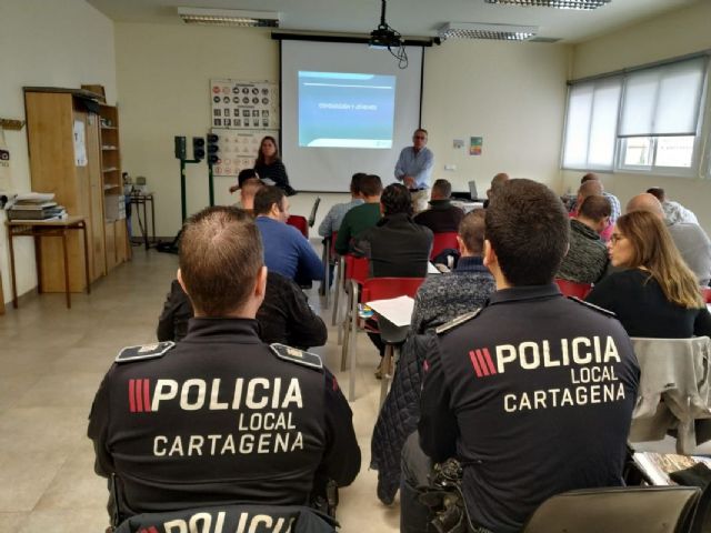 Agentes de la Policía Local de Cartagena se forman como monitores de Educación Vial - 1, Foto 1