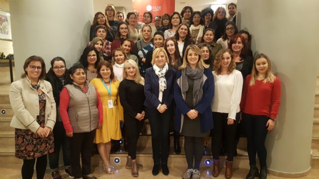 Familia y la Fundación FADE organizan una jornada de emprendimiento para mujeres en riesgo de exclusión - 1, Foto 1