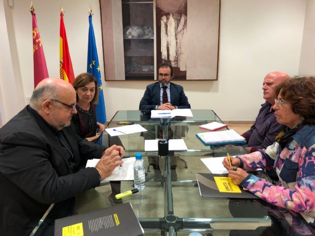 La Comunidad explica a Amnistía Internacional el protocolo para la inserción laboral de refugiados - 1, Foto 1