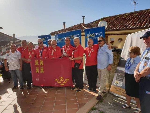 La alcaldesa y el concejal de Deportes reciben en el ayuntamiento a Fernando Pérez Carrión, quinto de España en campeonato de Pesca y Casting - 2, Foto 2