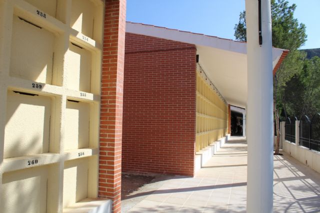 Finalizan las obras para la construcción de 288 nuevos nichos y 72 fosas en el Cementerio - 1, Foto 1