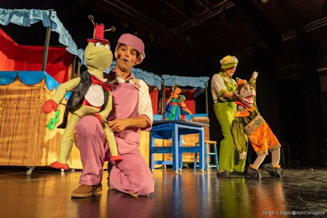 Clásicos, musicales, magia, títeres y obras en inglés acercan el teatro a más de 12 mil alumnos en Cartagena - 1, Foto 1