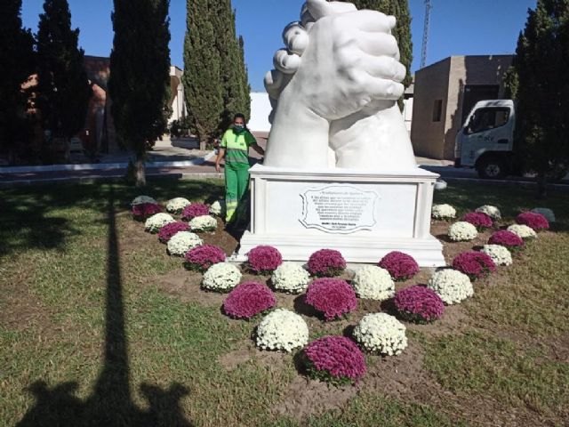 El Ayuntamiento de Águilas rinde homenaje a los aguileños fallecidos desde el inicio de la pandemia - 2, Foto 2