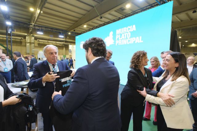 El estand de Cajamar en Sepor reúne al sector porcino murciano - 1, Foto 1