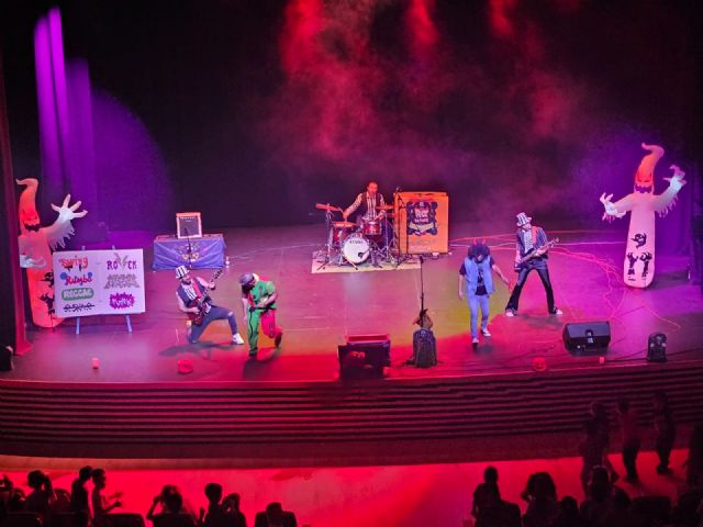 El teatro Geli Albaladejo fomenta las artes escénicas entre los escolares pinatarenses - 2, Foto 2