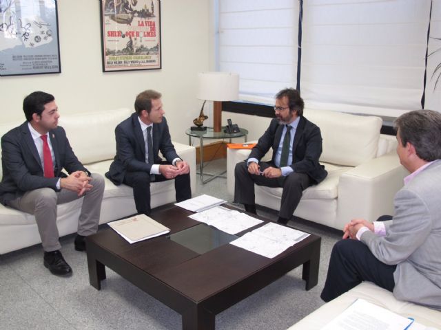 El Consejero de Fomento e Infraestructuras recibe al Alcalde de Torre-Pacheco - 1, Foto 1