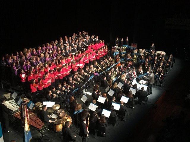 Coral Discantus y la Orquesta Sinfónica Las Musas ponen el cartel de no hay billetes en el concierto a favor de la Casa Cuna de Sucina - 1, Foto 1