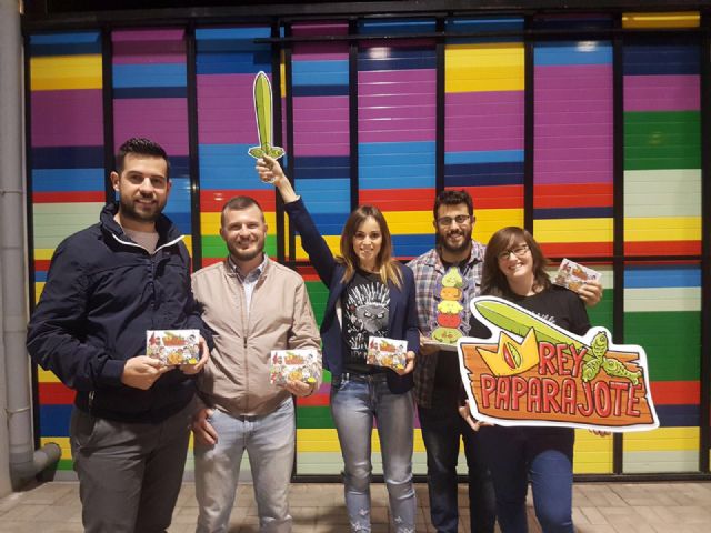 Los tradicionales paparajotes saltan del plato para convertirse en un apasionante juego de cartas de lógica e ingenio - 1, Foto 1