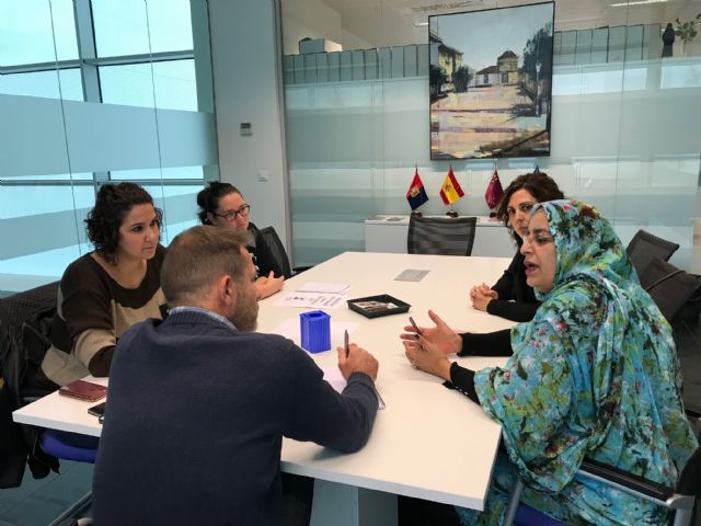 El Alcalde recibe a representantes del Pueblo Saharaui - 2, Foto 2