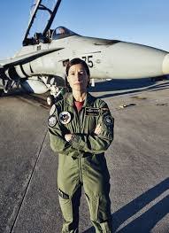 OMEP entrega su insignia a la comandante del Ejército del Aire Rosa García-Malea por ser la primera mujer piloto en la Patrulla Águila - 2, Foto 2