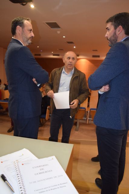 La bajada en la tasa de recogida de residuos urbanos permitirá ahorrar 1,7 millones de euros en 32 municipios de la Región - 1, Foto 1