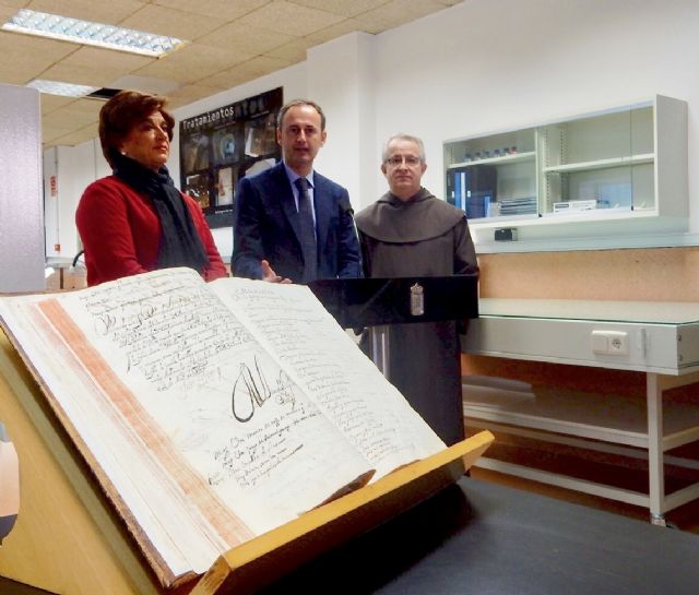 La Comunidad digitaliza más de 1,2 millones de documentos históricos pertenecientes a siete siglos de historia de la Región - 1, Foto 1