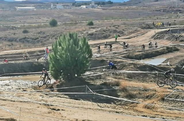 Gran espectáculo de ciclismo en Las Torres de Cotillas con el inicio del circuito regional CX Race - 5, Foto 5