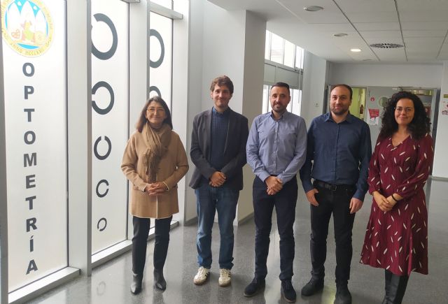 Un estudio de la UMU muestra que la formación online empeora la sequedad ocular del alumnado universitario - 1, Foto 1