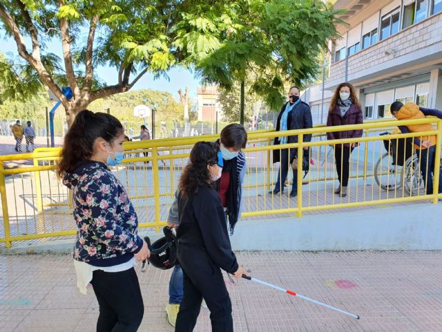 El Ayuntamiento de Lorca colabora con nueve colectivos del municipio para la programación de diferentes actividades para conmemorar el Día Mundial de la Discapacidad - 2, Foto 2