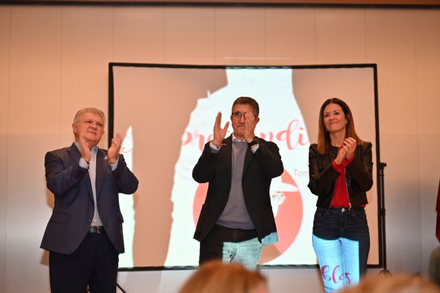 La Agrupación Socialista aguileña rinde un sentido homenaje a Tomás Consentino - 1, Foto 1