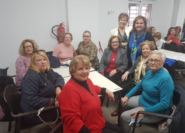 El PP torreño con la Asociación de Mujeres “Isabel González” - 5, Foto 5