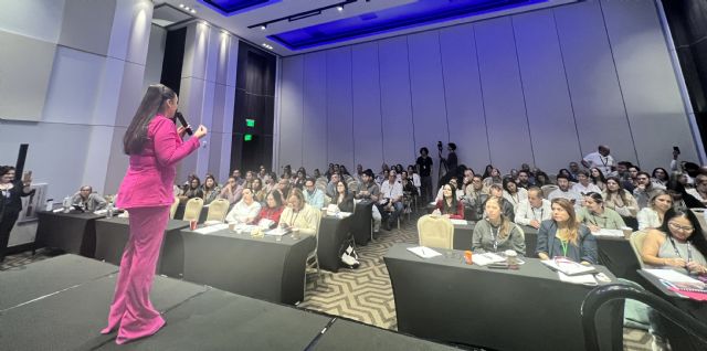 Éxito rotundo la conferencia Inicia Desde Cero con Éxito en USA de Gisela Rojas en Miami - 4, Foto 4