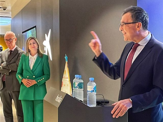 CaixaBank celebra el acto inaugural de su última oficina Store en Murcia, reforzando su compromiso con la innovación y la cercanía - 2, Foto 2