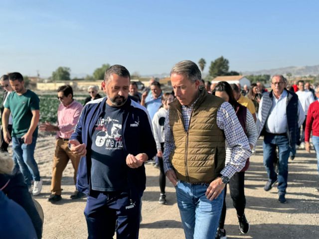 Fulgencio Gil muestra su compromiso personal y político con los afectados por las inundaciones - 3, Foto 3