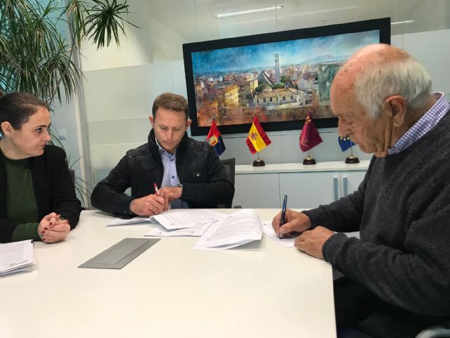 Firma de convenio de colaboración entre el Ayuntamiento de Torre Pacheco y la Fundación Dar de Sí - 2, Foto 2