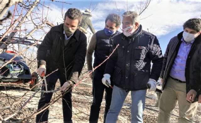 Pablo Casado reclama en Murcia un Pacto Nacional por el Agua y un justo reparto de los fondos europeos - 1, Foto 1