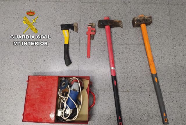 La Guardia Civil investiga a tres menores por la comisión de seis robos en fincas de Calasparra - 2, Foto 2