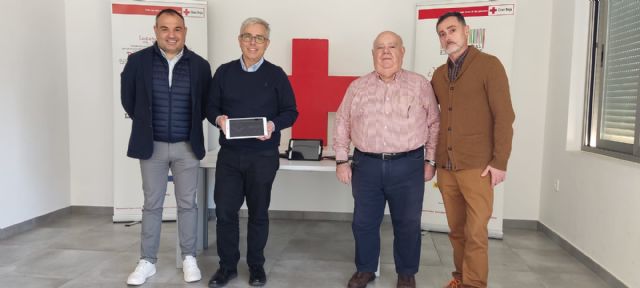 ESP Solutions dona 92 tablet a niños y niñas atendidos por Cruz Roja en Murcia - 2, Foto 2