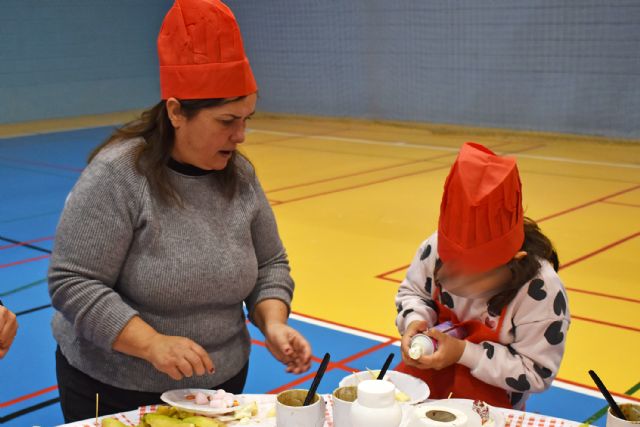 Más de un centenar de niños disfrutan de la cocina en la Party Chef Navideña 2022 - 1, Foto 1